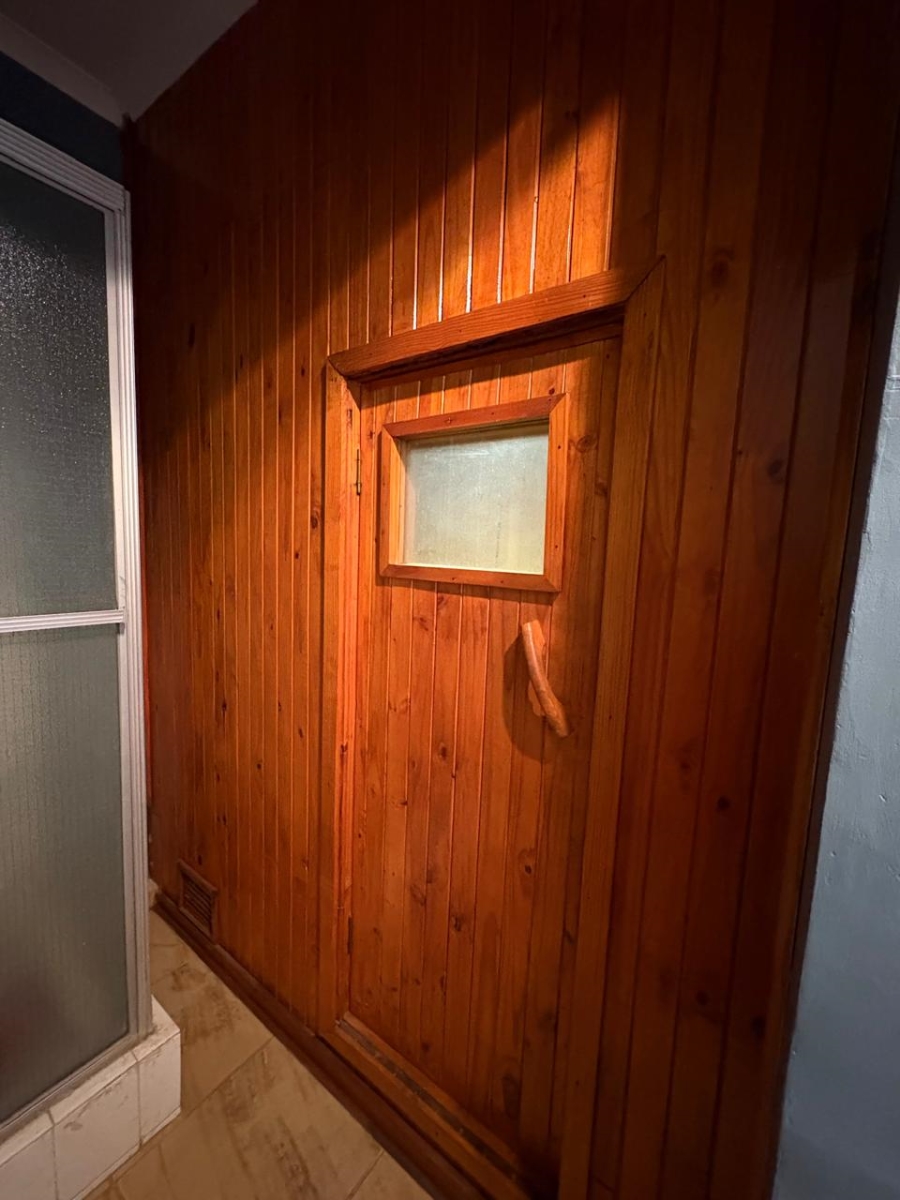 4 Bedroom Property for Sale in St Helena Free State